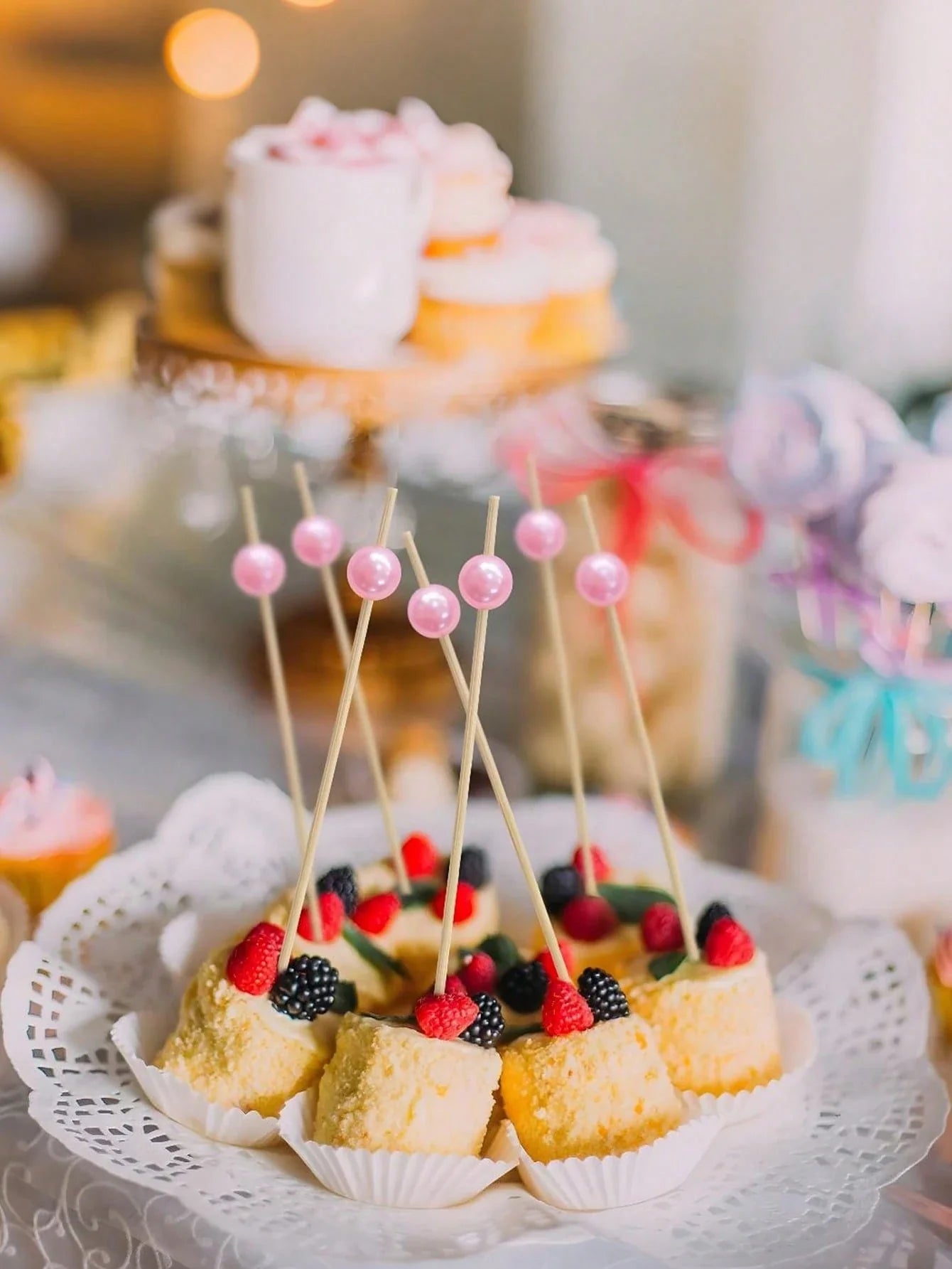 100pcs Pink Pearl Fruit Skewers
